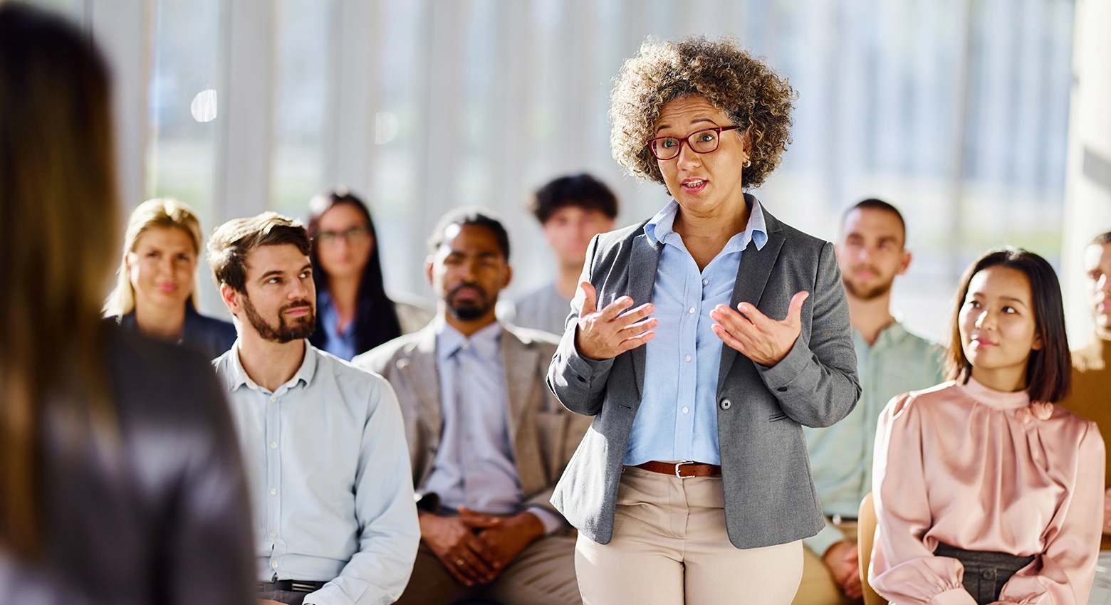 Personne du public qui parle
